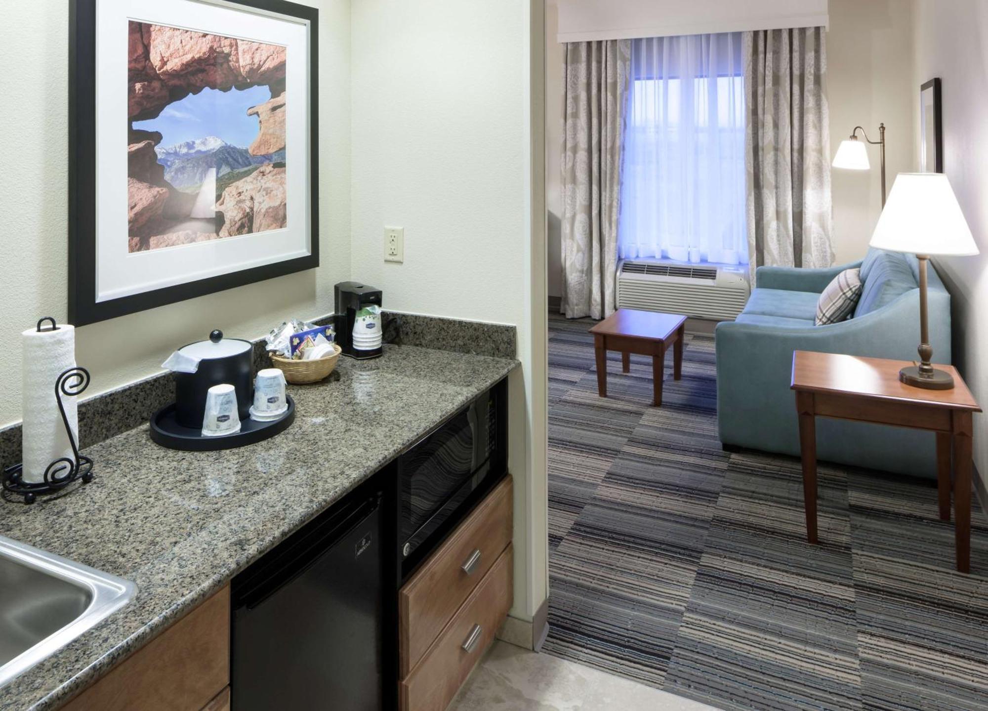 Hampton Inn & Suites Colorado Springs/I-25 South Buitenkant foto